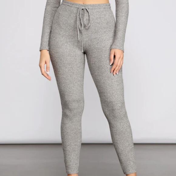 Windsor XS Maroon Ribbed Knit Faux Drawstring Skinny Leg Legging Pants - Picture 1 of 7